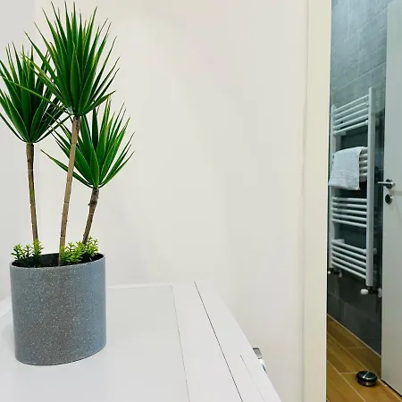 Aventurescu Coresi Apartment *